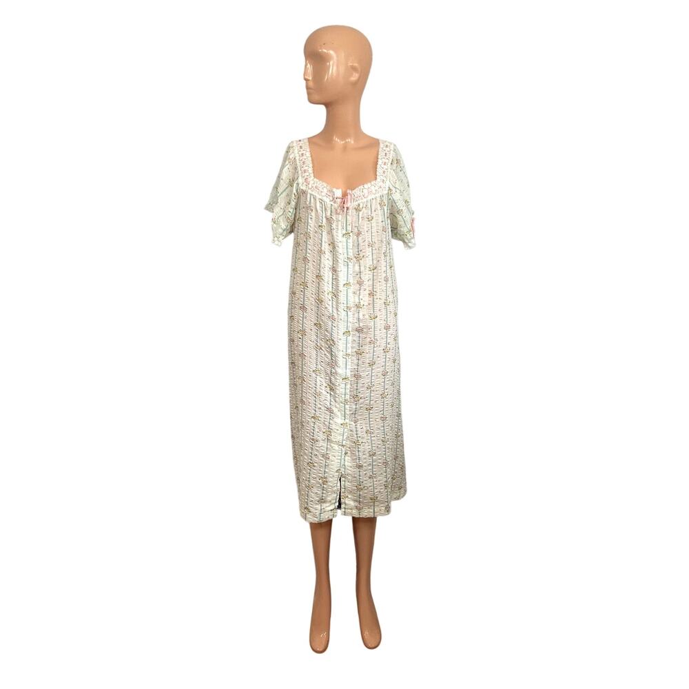 VTG 70s Mrs Robe JC Penney M Blue Floral Seersucker Muumuu Nightgown Pockets